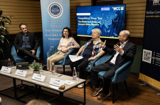 Making Sense of Speed and Turmoil in the Age of AI – China, the Middle East and the Rest